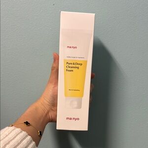 ma:nyo Pure & Deep Cleansing Foam - 200ml